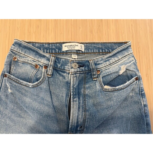 Abercrombie & Fitch High Rise Distressed Blue Jeans - Picture 3 of 4